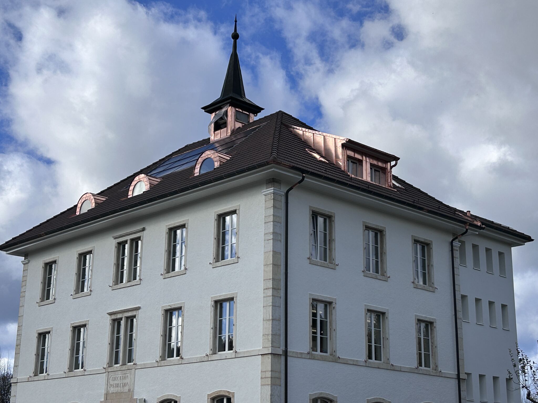 école primaire vicques après4